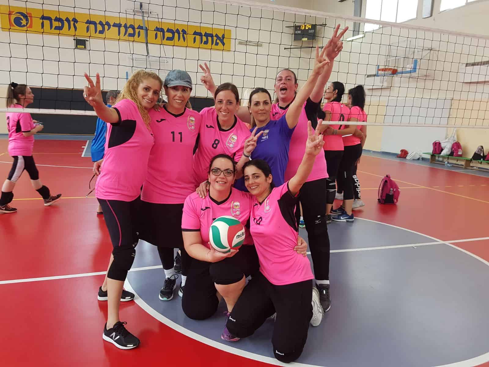 נבחרת הכדורשת של נשר במקום הראשון בליגת מקומות עבודה