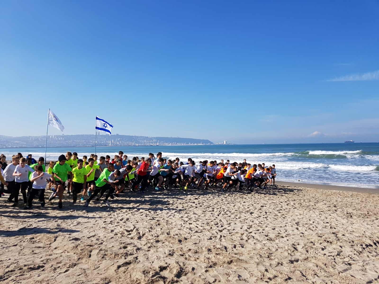קרית ים: אליפות מרוצי שדה בחוף הים