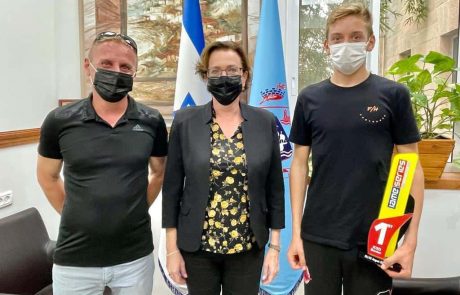 חיפה: קבלת פנים לנער אריאל אלקין – אלוף קארטינג בזירה הבינלאומית