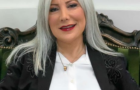 הבעל "חובב ציפורים" רכש טלסקופ ומשקפות לדירה הגבוהה