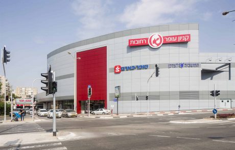 הקניונים יפתחו ביום חמישי